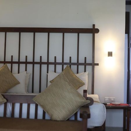 The Long Beach Resort & Spa Koggala Luaran gambar