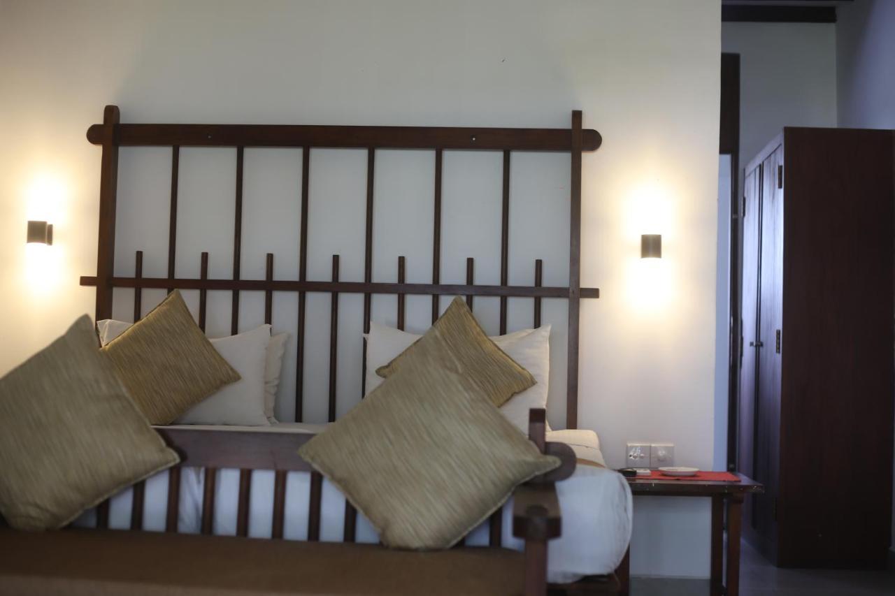 The Long Beach Resort & Spa Koggala Luaran gambar